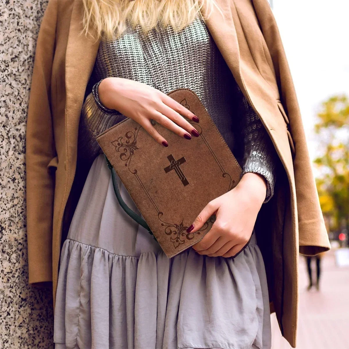 Classic Leather Print Bible Bag for Women Zipper Handle Handbags Hymns Custom Cover Case Carrying Storage Bags Custom view 5