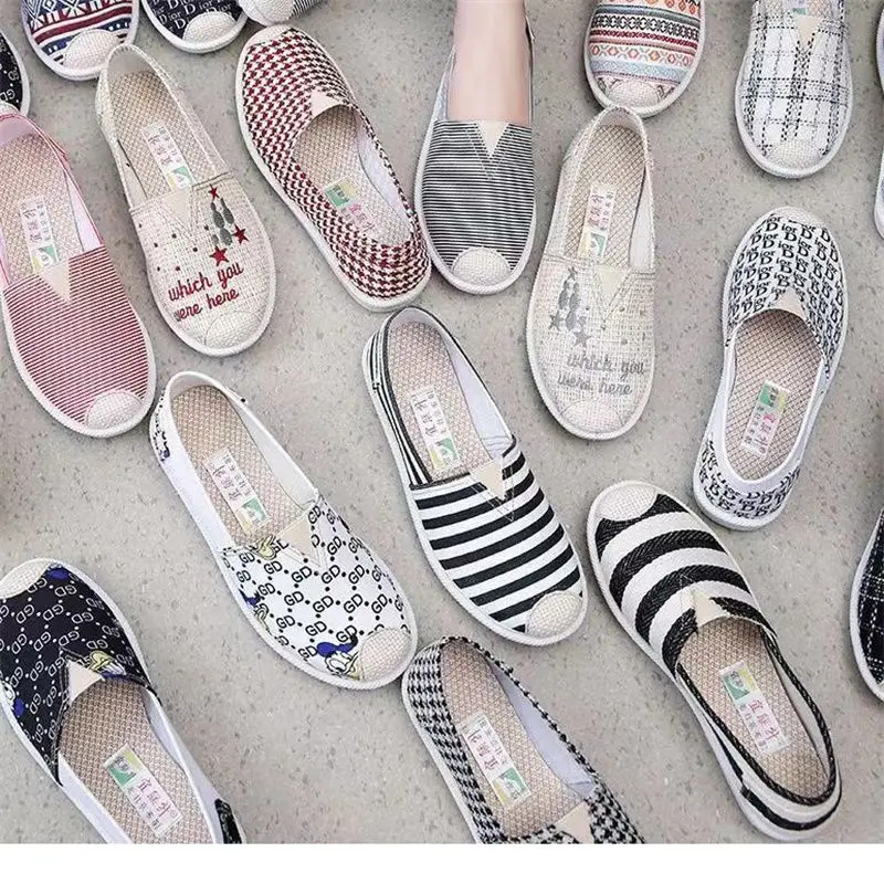 

2025 Spring Woman's Shoes Soft Sole Comfortable Breathable Loafers Casual Flats Business Single Shoes Sneakers Woman