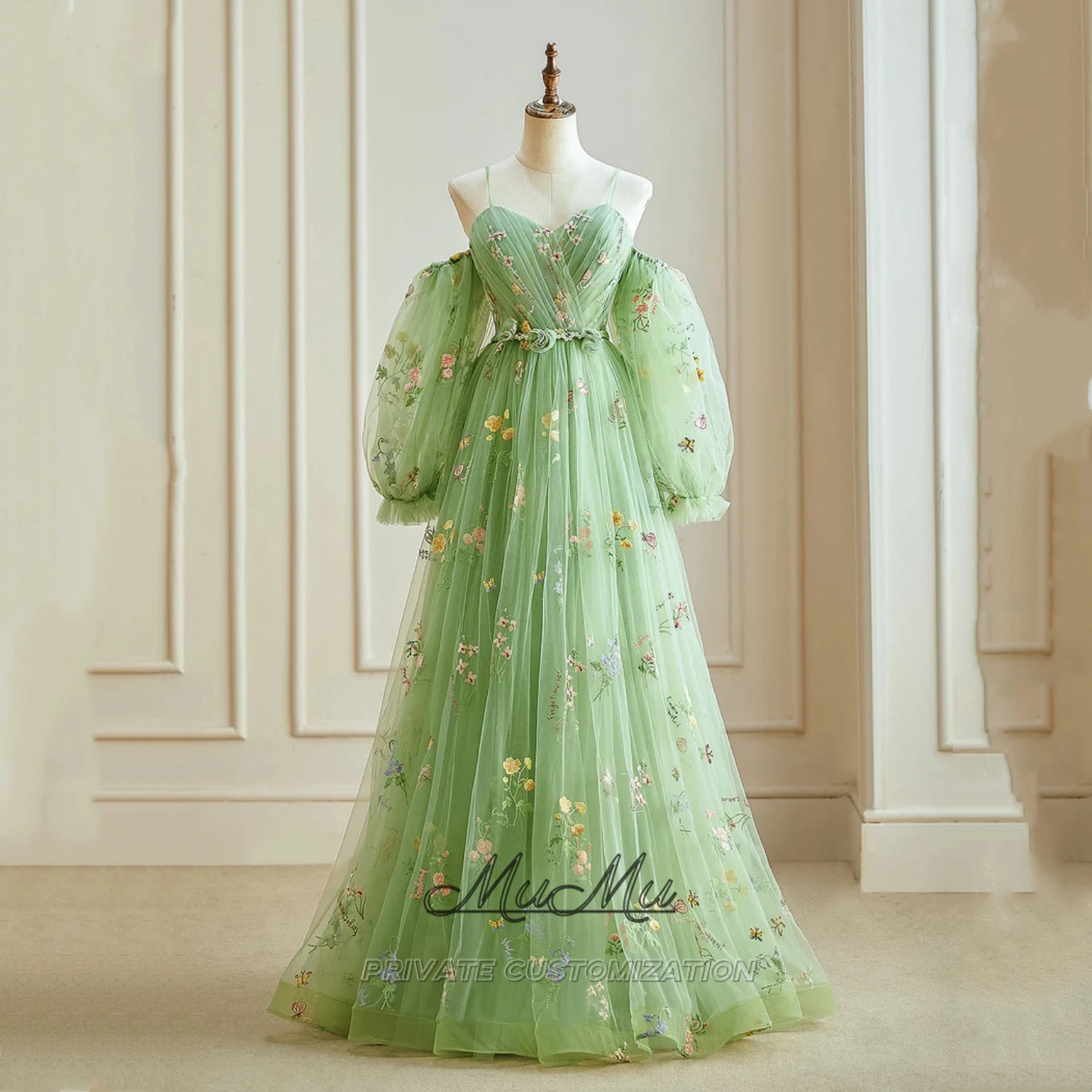 MuMu ที่กําหนดเองดอกไม้สีเขียวกระโปรงสําเร็จการศึกษาชุดปาร์ตี้ชุดราตรีชุดราตรี 15 ปี Quinceanera ชุด