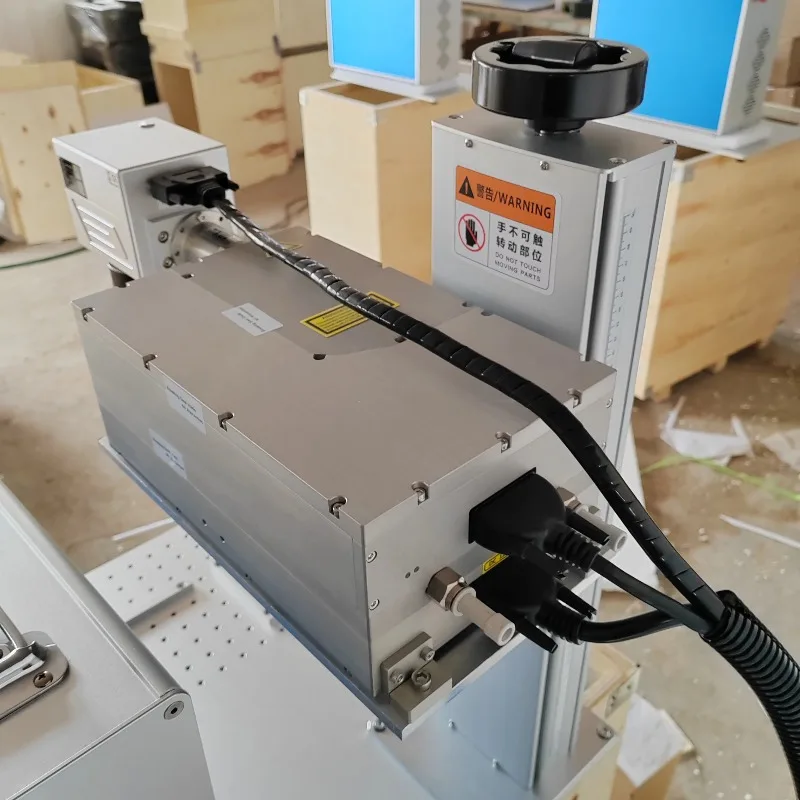 JPT 5Wor 10W УФ-лазерная маркировочная машина для гравировки на пластиковом стекле и металлическом материале включает водяной охладитель CWUL-10 и роторный