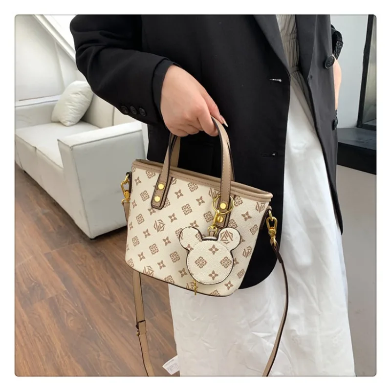 

2025 Retro Print Bucket Bag Stylish Shoulder Handbag for Women, Vintage Crossbody Purse with Unique Design, Fashionable Elegant