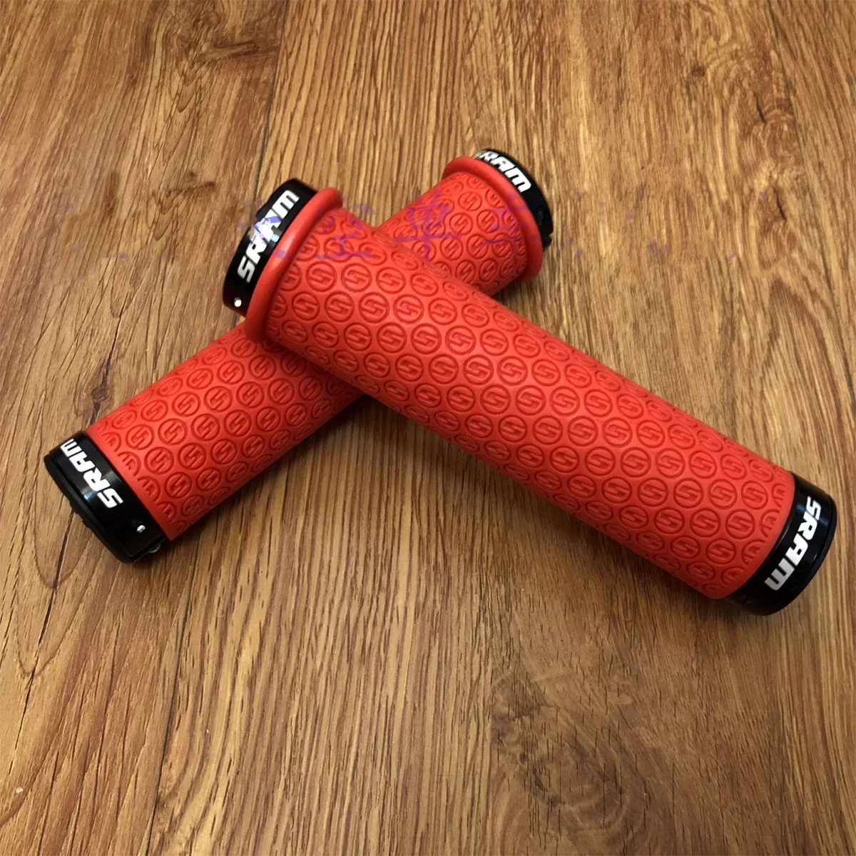 SRAM DH Silicone Locking Grips with Double Clamps & End Plugs SRAM double locking DH MTB & Road bicycle acesssories cycling