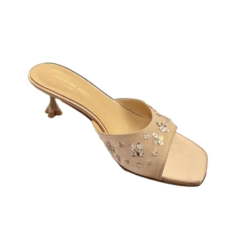 Zapatillas de verano 2025 con punta abierta para mujer, vestido a la moda para exteriores, nuevo vestido con lentejuelas de cristal, superventas, tacones versátiles antideslizantes para mujer