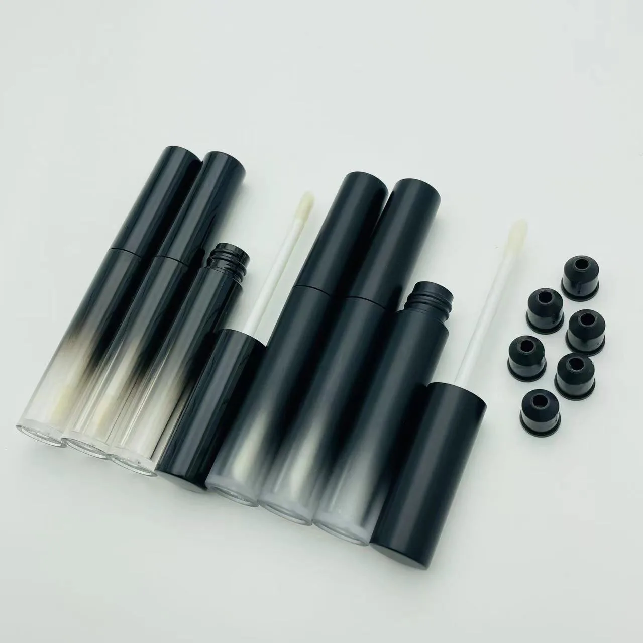 About 4ml Matte Black Mascara Tubes Gradient Empty Lip Gloss Container Eyeliner Bottle Cosmetic Packaging