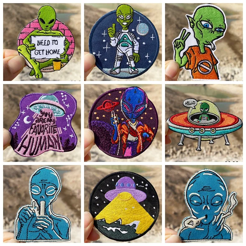 

Cartoon Embroidery Patches Aliens Spacecraft UFO Iron on Cloth Stickers Chest Badges Clothes Bags Hats Personalized Accessories