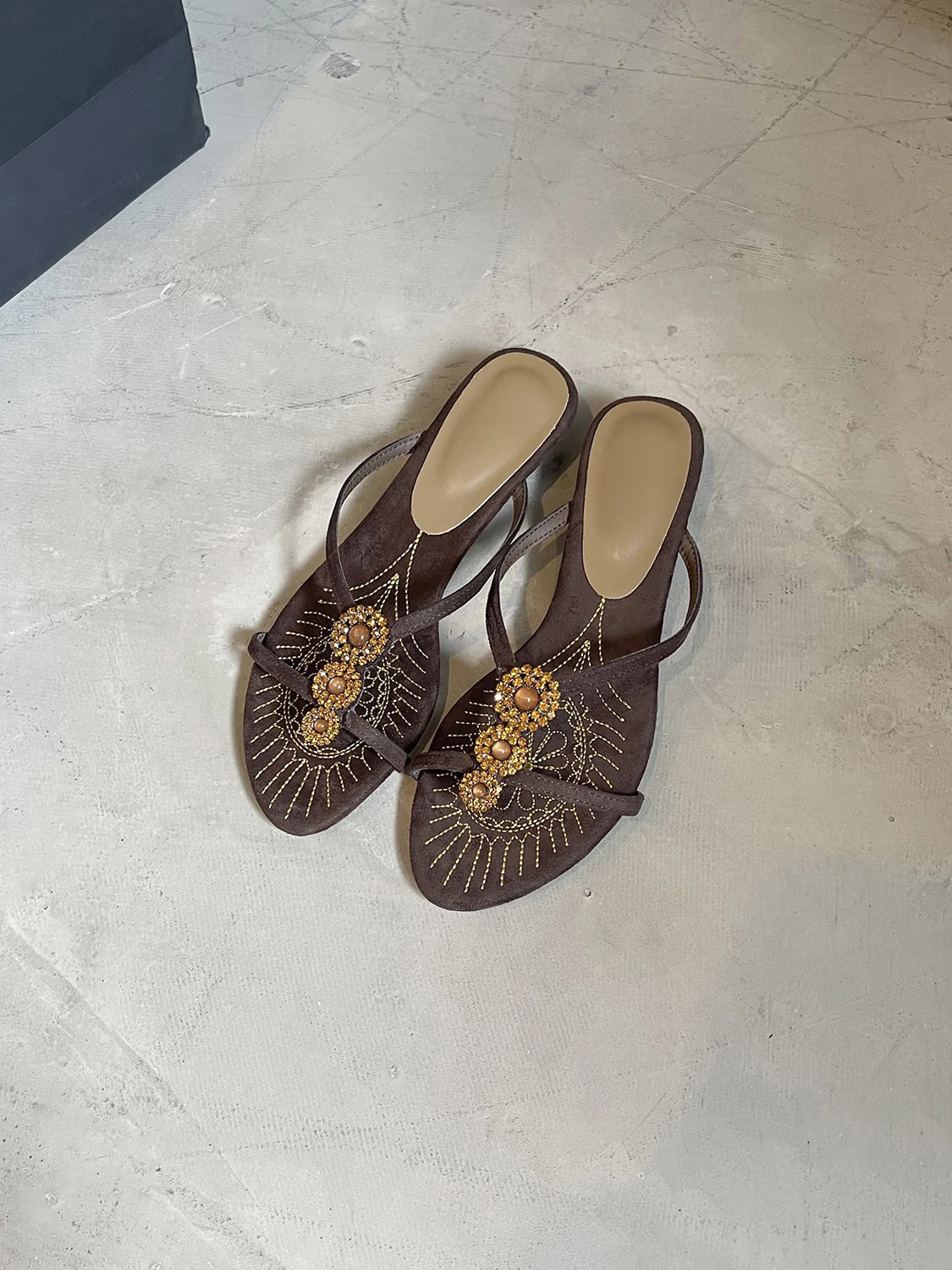 

Baroque Rhinestone Slip-On Sandals Summer Outdoor Wear Fairy Open-Toe Heel Flat Casual Holiday Slippers Breathable Slip-O...