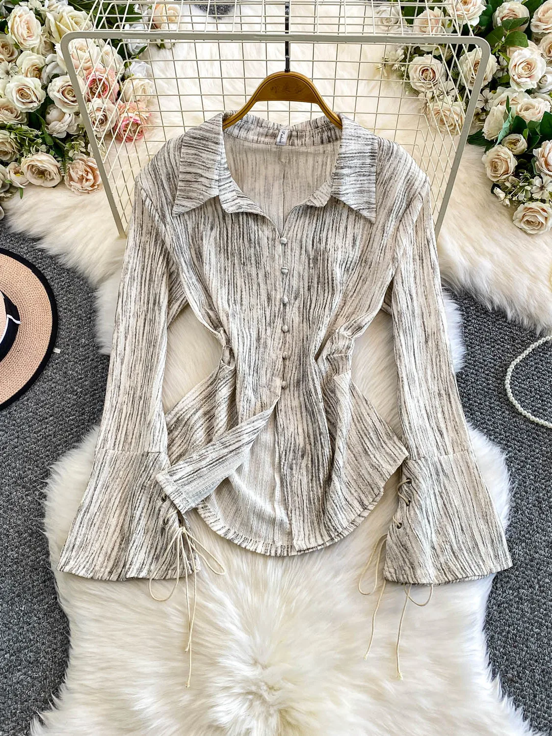 

Fashionable Stripe Collar Shirt Women's Autumn Winter Design Sense Stripe Pattern Tie Belt Flared Sleeve Top Commute Style Hi...