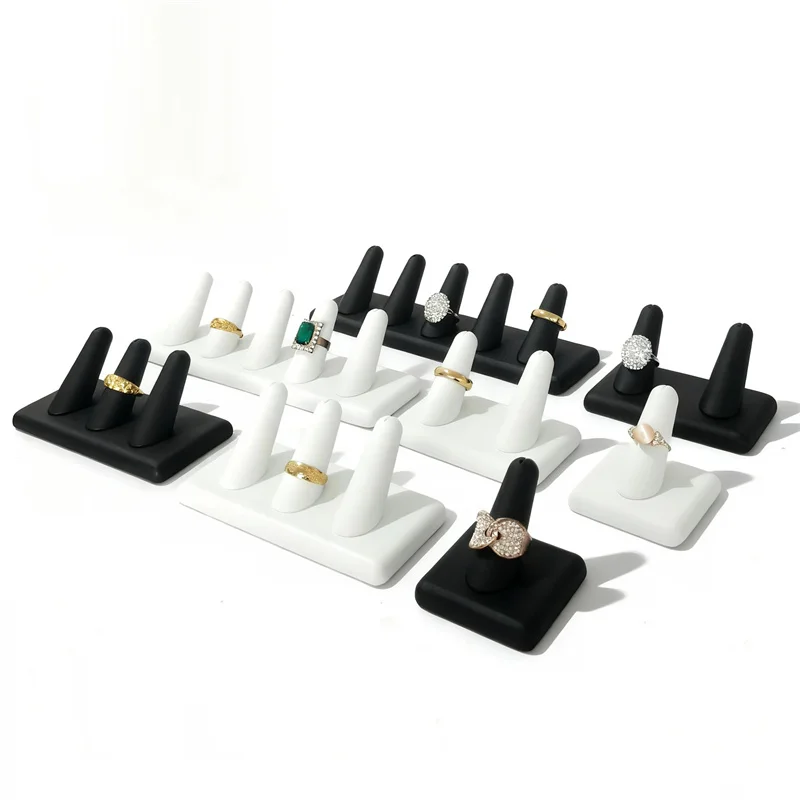 

Черно-белая подставка для ювелирных изделий из искусственной кожи, подставка для хранения колец, подставка для домашней стойки