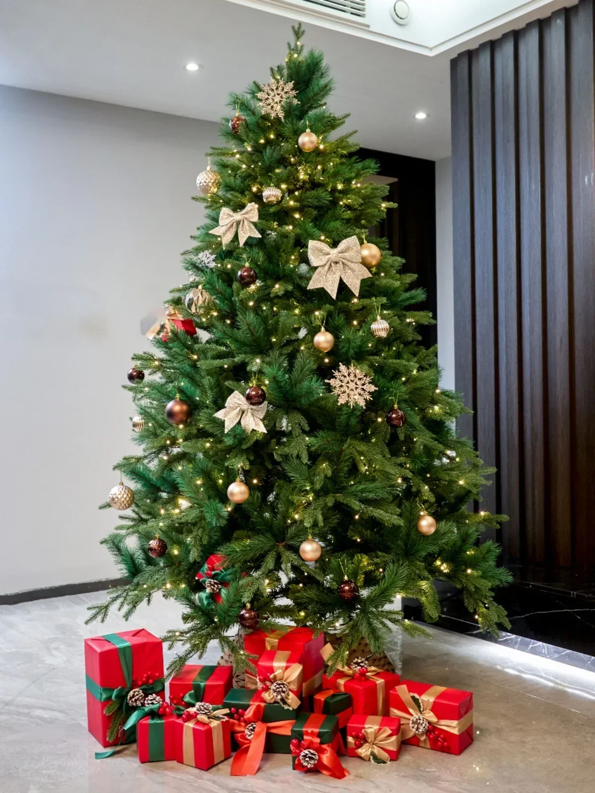 High-end Christmas Tree, Christmas Decoration, Advanced Sense Luminous Simulation Tree 1.8 Meters  PE Ornament