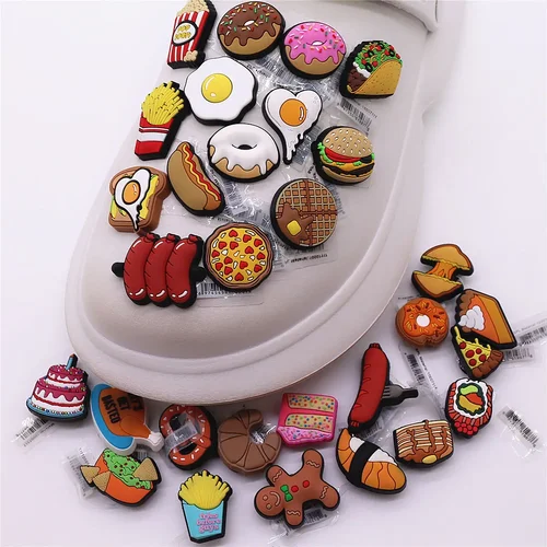 Imagen 2 del producto 1 Uds. Amuletos originales de PVC para zapatos, patatas fritas, Hamburgo, Hot Dog, tortilla, pan, formas, hebilla de zapato, decoraciones para niños, regalos de fiesta