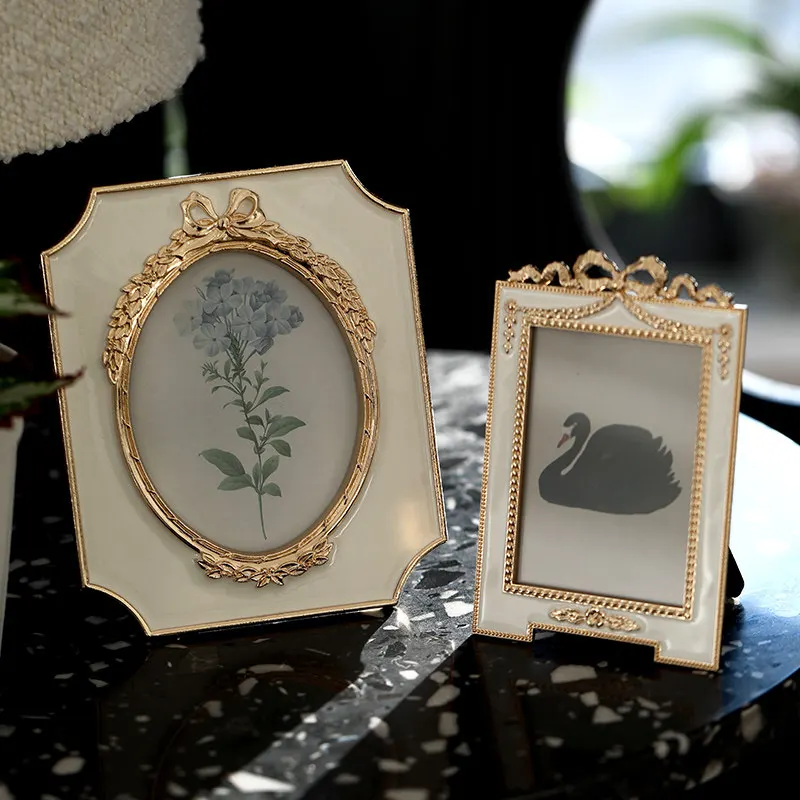 French Retro Metal Photo Frame Photo Frame Displays Table Decorative Picture Frame Love Girlfriend Gift