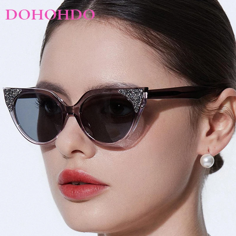 

2025 Fashion Cat Eye Glitter Women Sunglasses New Retro Luxury Designer Men Sunglass Outdoor Travel Shade Ladies Eyewear UV400