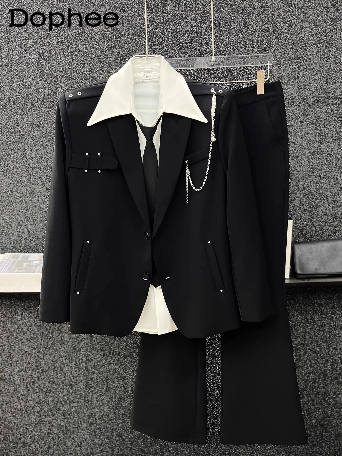 

Осень 2023, новые высококачественные комплекты из двух предметов, мужские комплекты костюмов с металлическими украшениями, трендовые мужские модные свободные удобные комплекты брюк для костюма