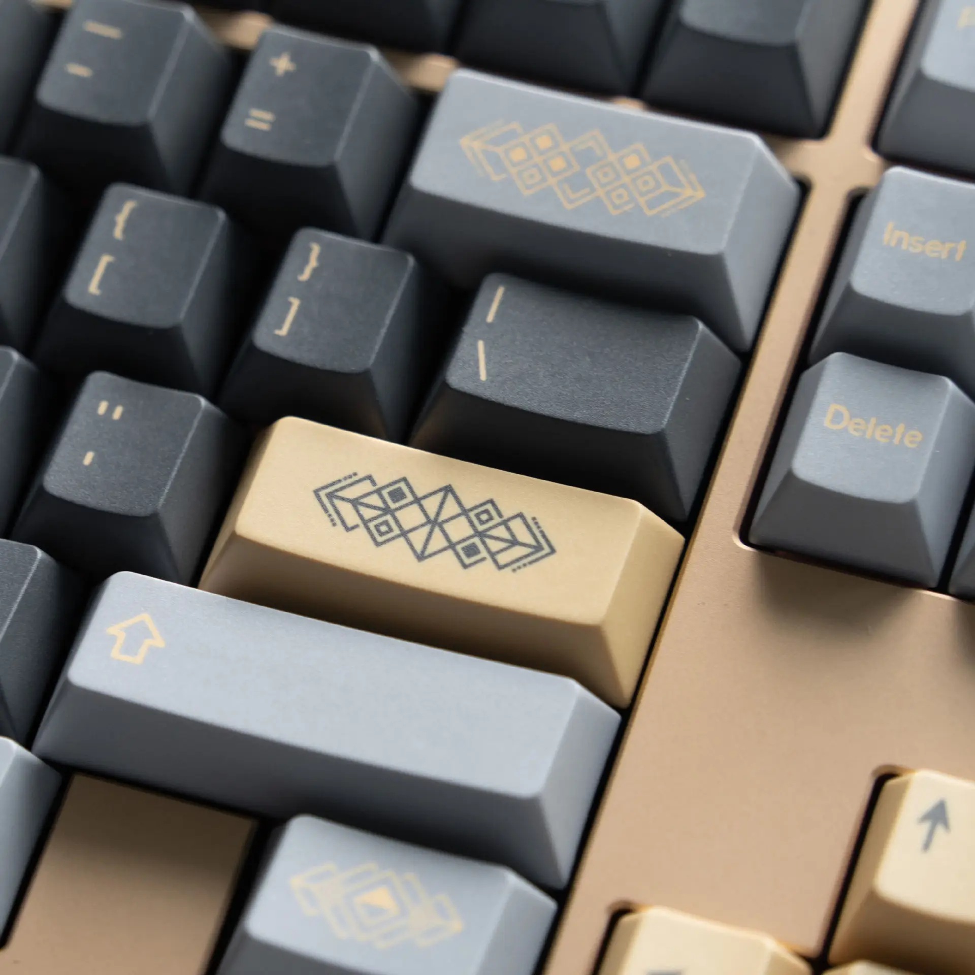 Trill Theme PBT الارتفاع الأصلي، غطاء مفاتيح ساخن الارتفاع بخمسة جوانب، مجموعة كاملة من تخصيص لوحة المفاتيح الميكانيكية Hua