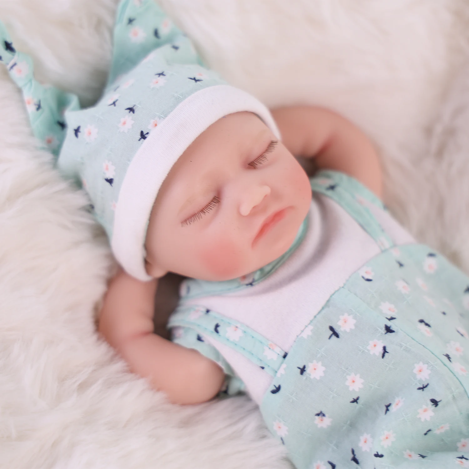 

KEIUMI 12 Inch Soft Silicone Girl Bebe Realistic Veins Newborn Baby For Birthday Gifts Handmade Newborn Baby Sleeping Doll