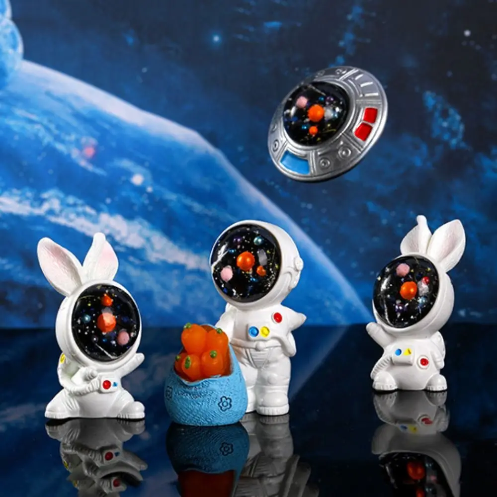 Decorative Astronauts Bunny Micro Landscape Cartoon Resin Rabbit Figurines Ornament Cute Astronaut Bunny Ornament