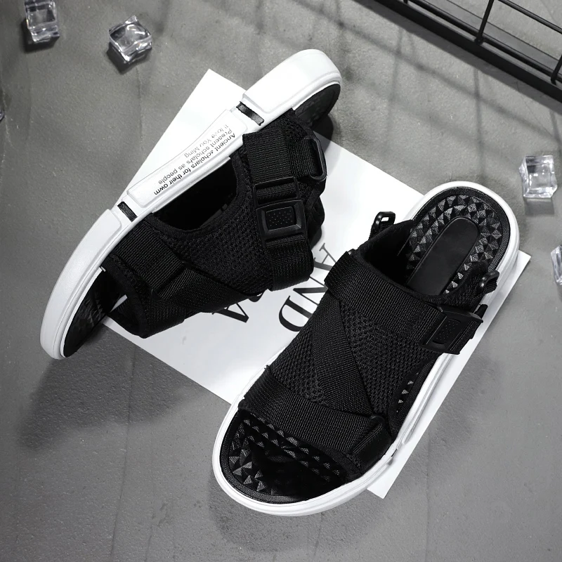 New Summer Non-Slip Beach Shoes for Men and Women, Personalized Outdoor Wear Dual-Use Slippers