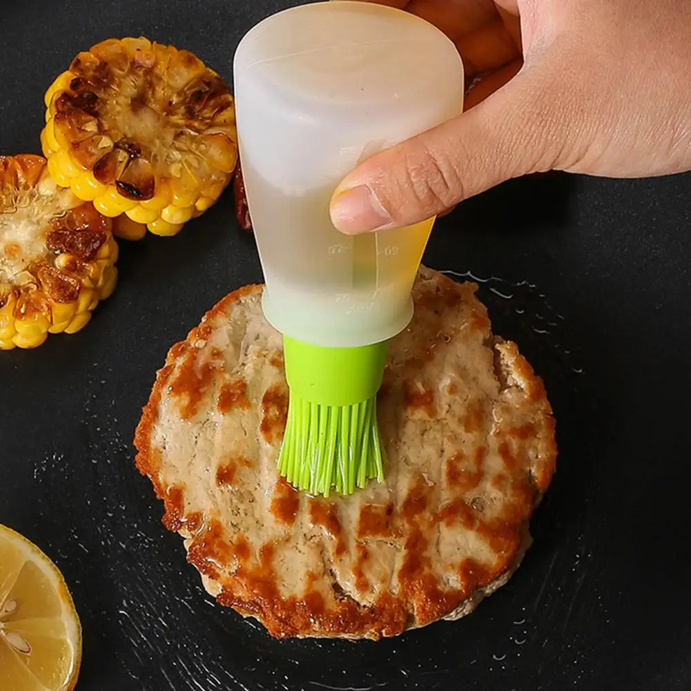 

Oil Squeeze Bottle Food-grade Silicone Oil Brush Bottle with Measuring Cap Scale Thread Design for Bbq Camping Barbecue Brush