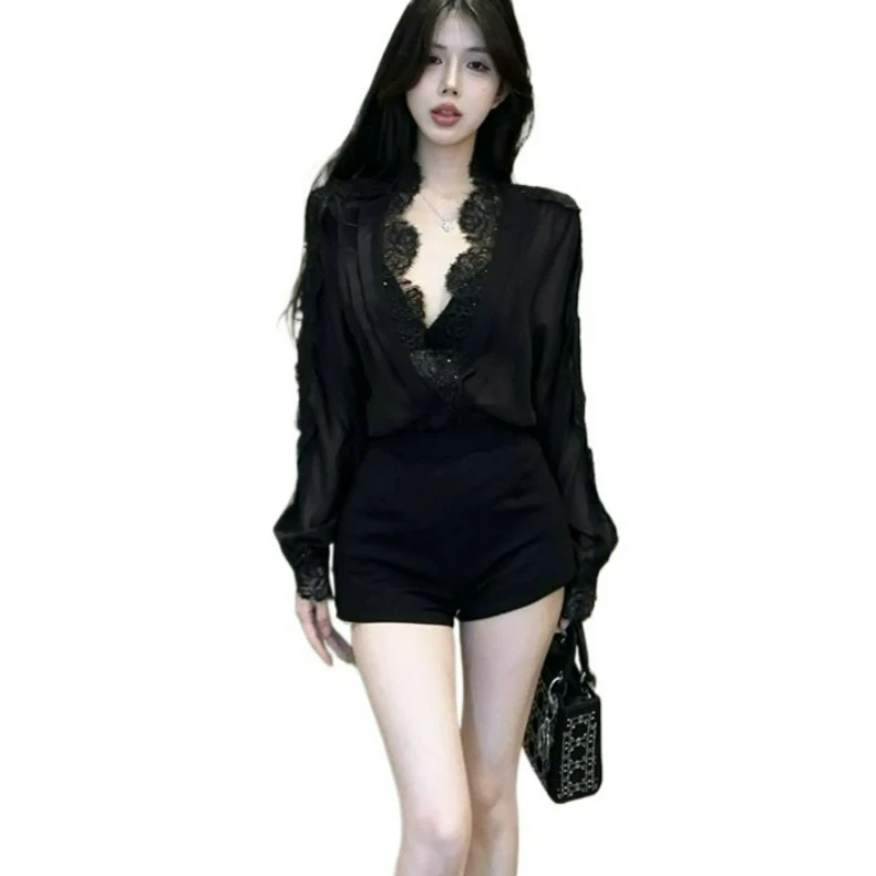 

Pure Sexy Low-cut V-neck Top for Women 2026 Summer Lace Shirt Court Wind Snow Fabric Shirt Hot Shorts Two-piece Sets