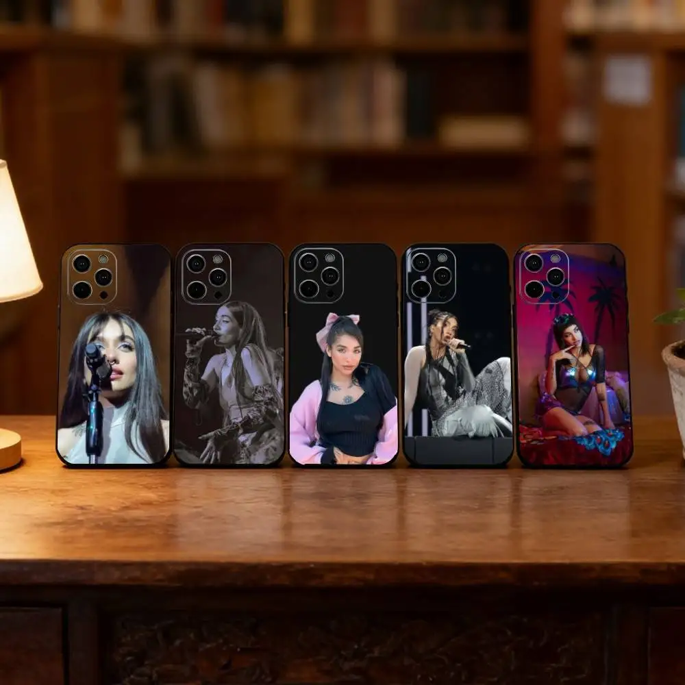 Funda de Silicona Suave para Teléfono M-MARIA B-Becerra, Compatible con iPhone 17, 16, 15, 14, 13, 12, 11, X, XR, Plus, Pro, Max, Plus