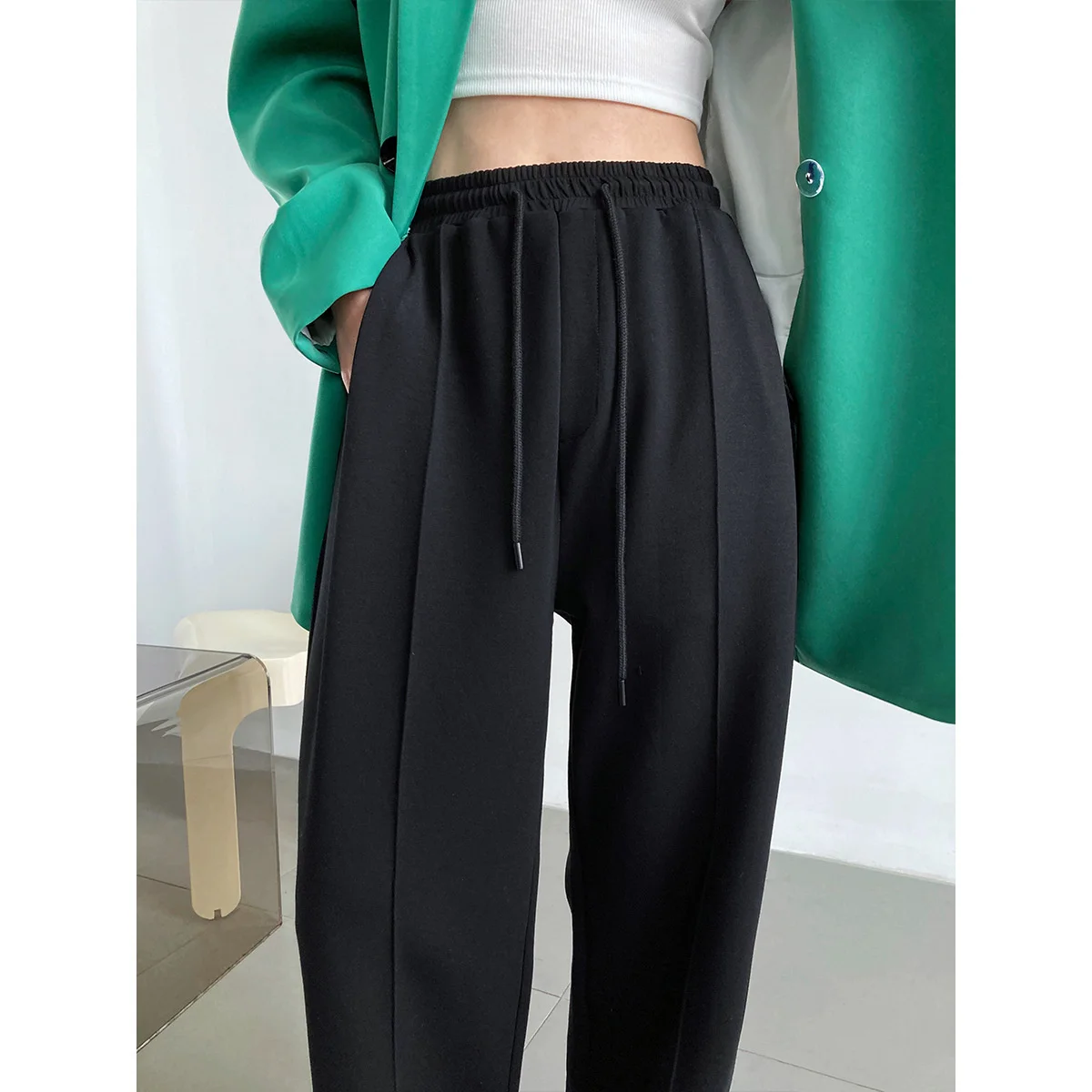 Solid Drawstring Sweat Pants Women\'s Loose Casual Elastic Waist Hanging Feeling Wide Leg Pants