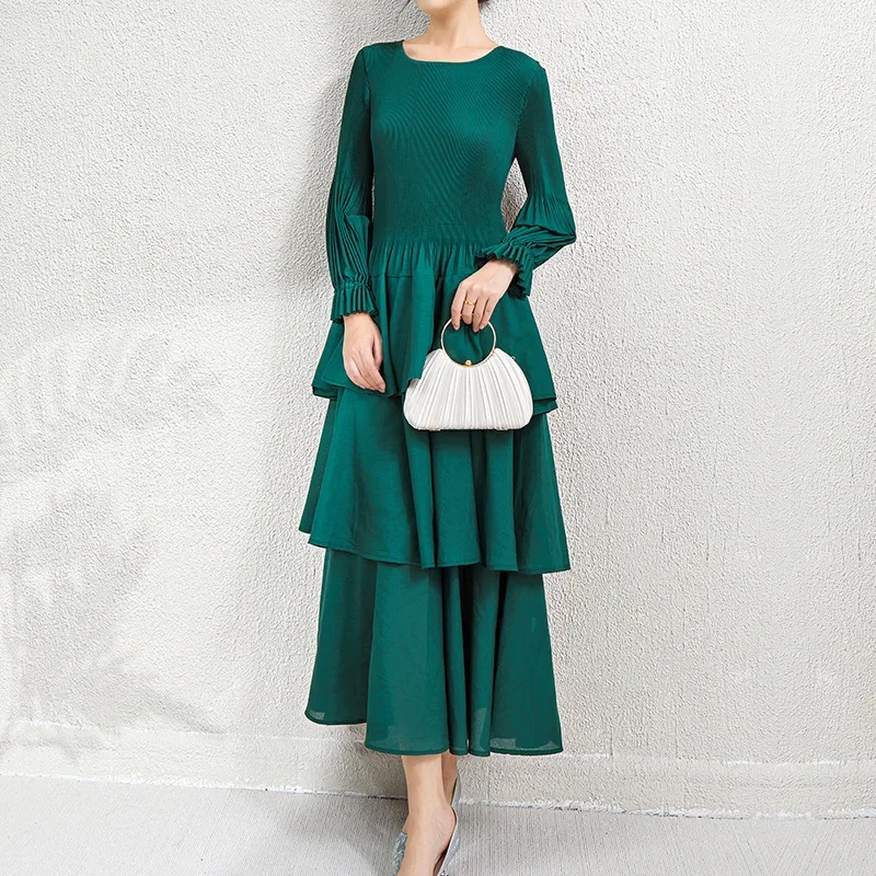 Autumn Collection Elegant Waist-Cinching Slimming Miyake Dress Ruffled Hem Pleated Standout Fashion-Forward Women Clothing 2024