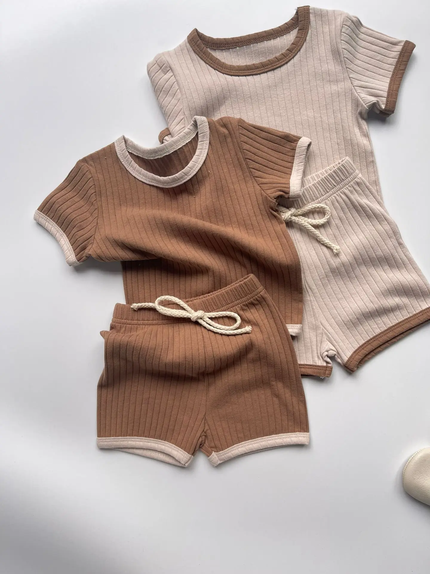 

2024 Summer New Baby Solid Ribbed Cotton Set Infant Boy Girl Short Sleeve + Shorts 2pcs Suit Toddler Breathable Casual Outfits