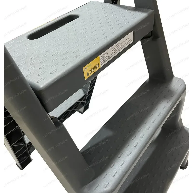 Non-Slip Folding Step Stool for Car Detailing, 2/3-Step Ladder with Floor-Protecting Rubber Feet
