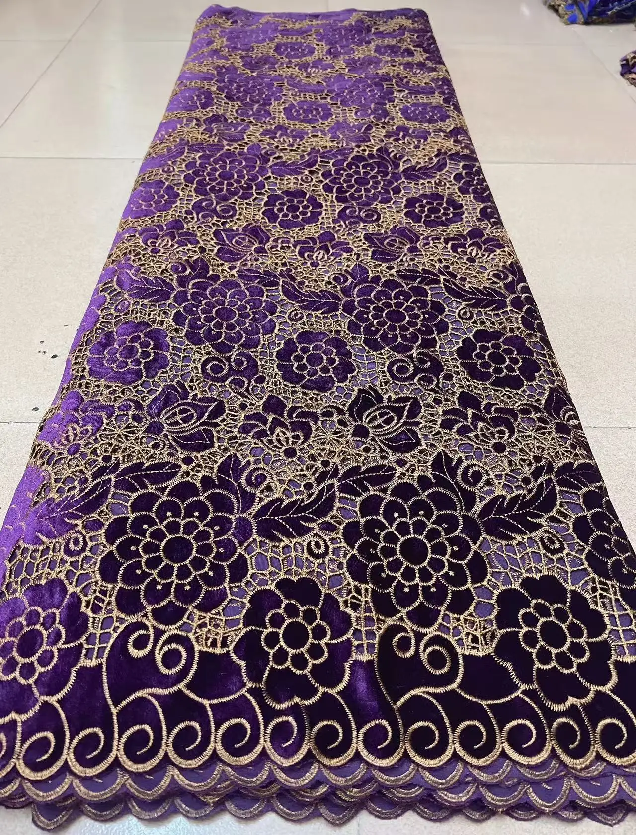 

Fashion African Velvet Lace Fabrics 2026 High Quality Women Party Women Embroidery Nigerian French Lace Materials For Wedding