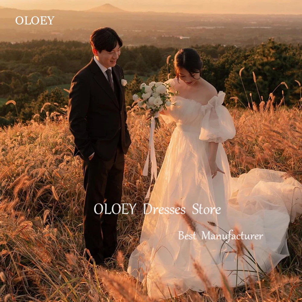 

OLOEY Simple A Line Soft Organza Wedding Dresses Photo shoot Puff Sleeves Strapless Sweep Train Country Bridal Gowns Corset Back