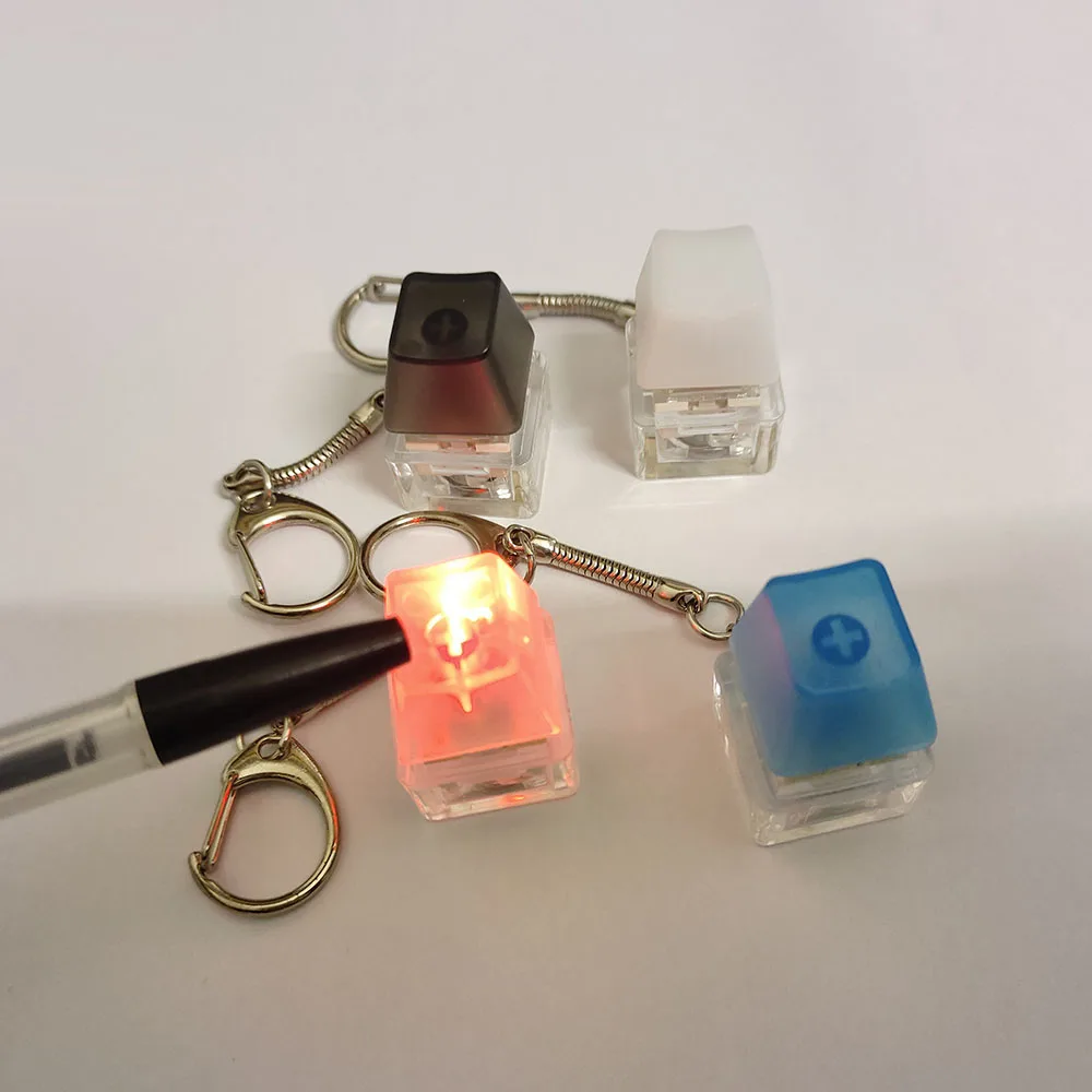 لعبة الضغط على طرف الإصبع ، سلسلة مفاتيح بإضاءة RGB ، حلقة مفاتيح ، ملحقات سطح المكتب ، هاتف محمول ، قلادة حقيبة ظهر