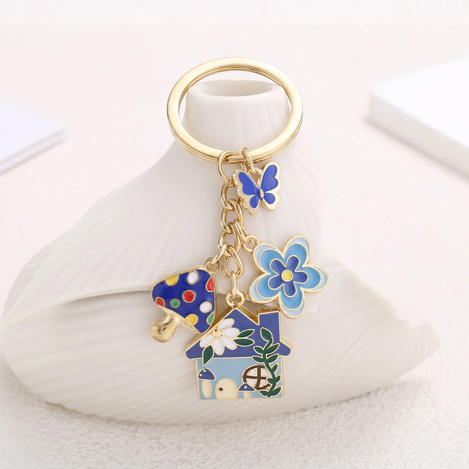 

Lovely Blue Mushroom House Metal Key Ring Fairy Tale Colorful Exquisite Art Pendant Key Bag Jewelry Accessories Gift To Friends