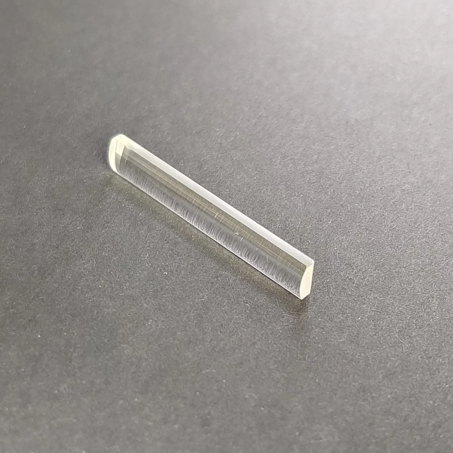 Corning-7980 Lente Cilíndrica de Quartzo, 35x6mm, Distância Focal, 10mm, Plano-convexo, 1281