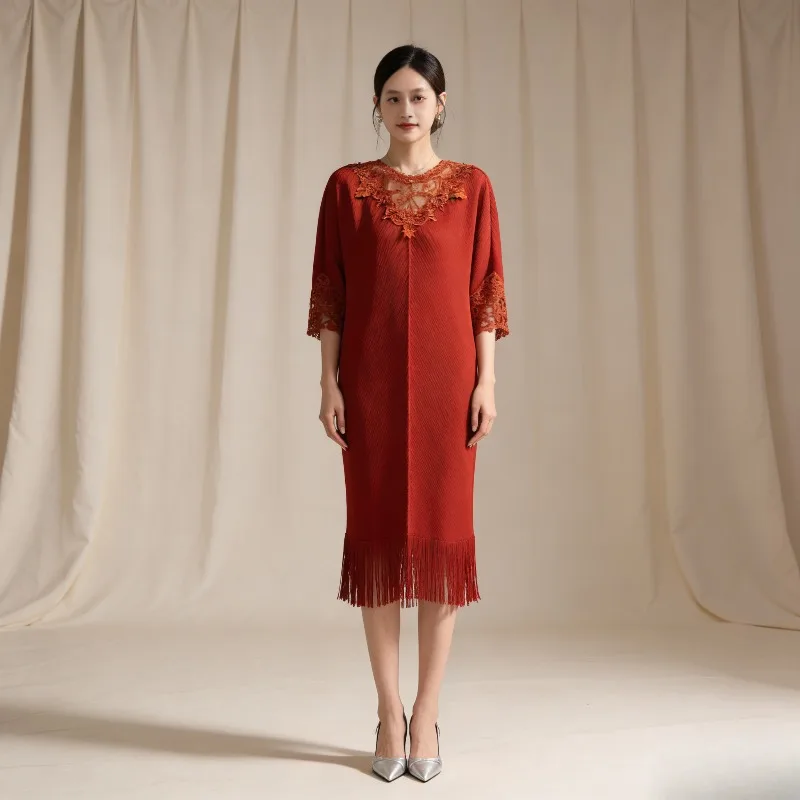 

2026 Fall Miyake Pleated Dresses Plisse New Round Neckline Pleats Skirt Lace Hollow Hem Fringe Casual Temperament Fold Dresses