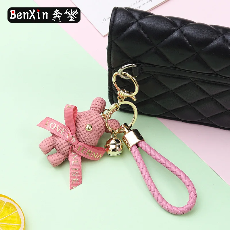 قلادة سلسلة مفاتيح مينيسو، تمثال دب أرنب لطيف ثلاثي الأبعاد كرتوني، سلسلة مفاتيح هدية صغيرة