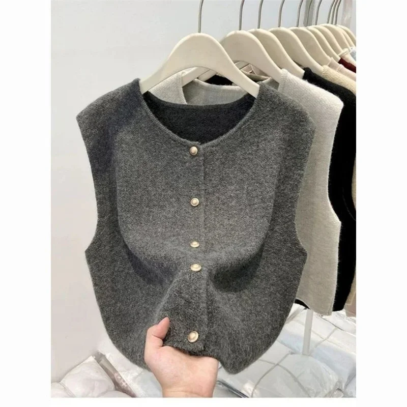 2026 New Lady Casual Sleeveless Top Women's Woolen Knitted Vests Spring Autumn Fashion Cardigan Sweater Vest