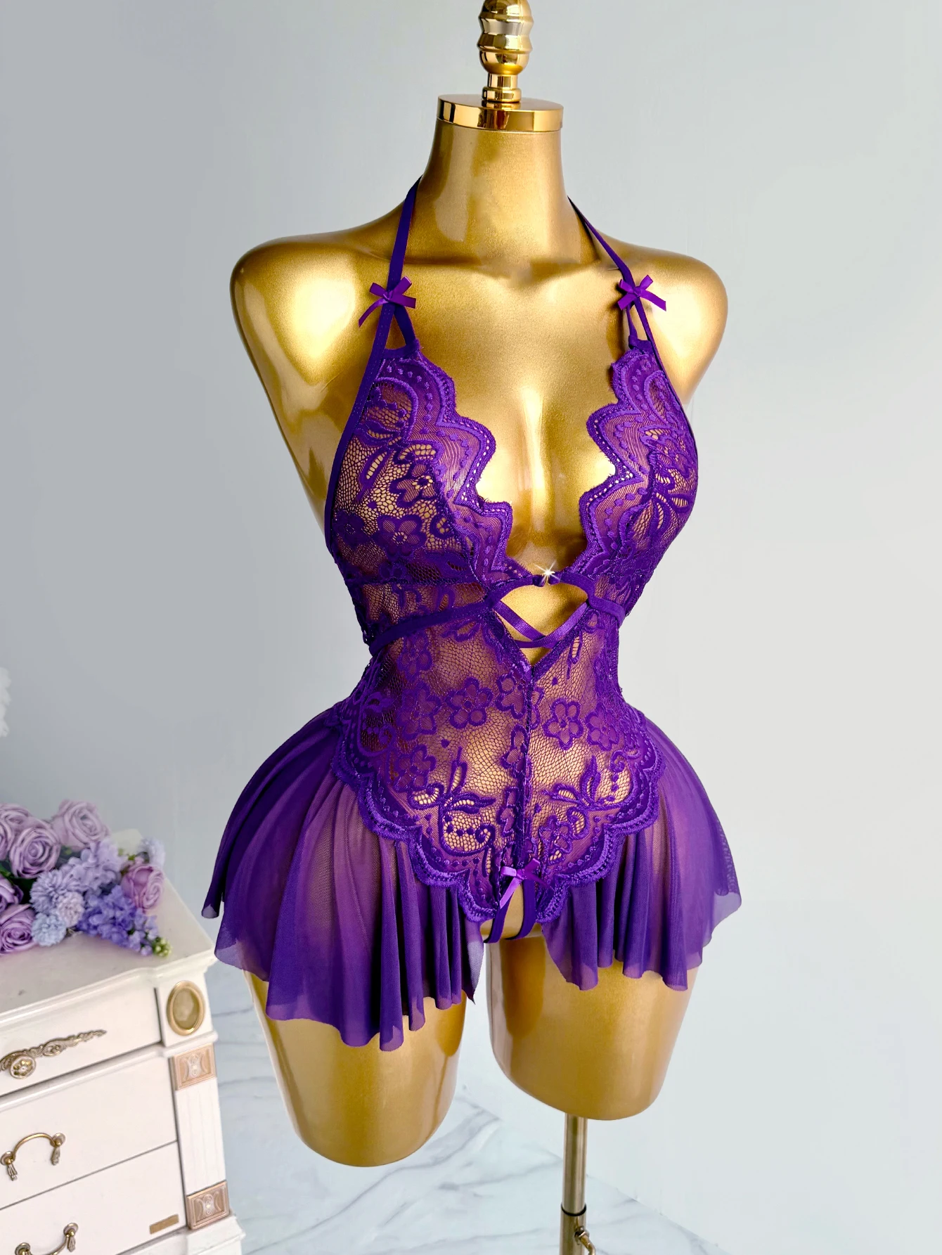 Women's Purple Lace Halter Teddy Lingerie Sheer Mesh Open Crotch Bodysuit Halter Neck Deep V-neck Pleated Hem Romantic Nightwear