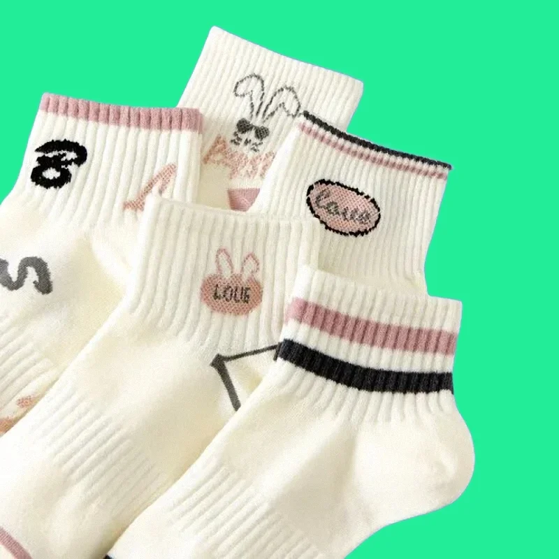 Chaussettes de sport en coton lapin rose pour femmes, chaussettes à bouche peu profonde pour étudiants, chaussettes carillon roses, haute qualité, nouveau, 5/10 paires