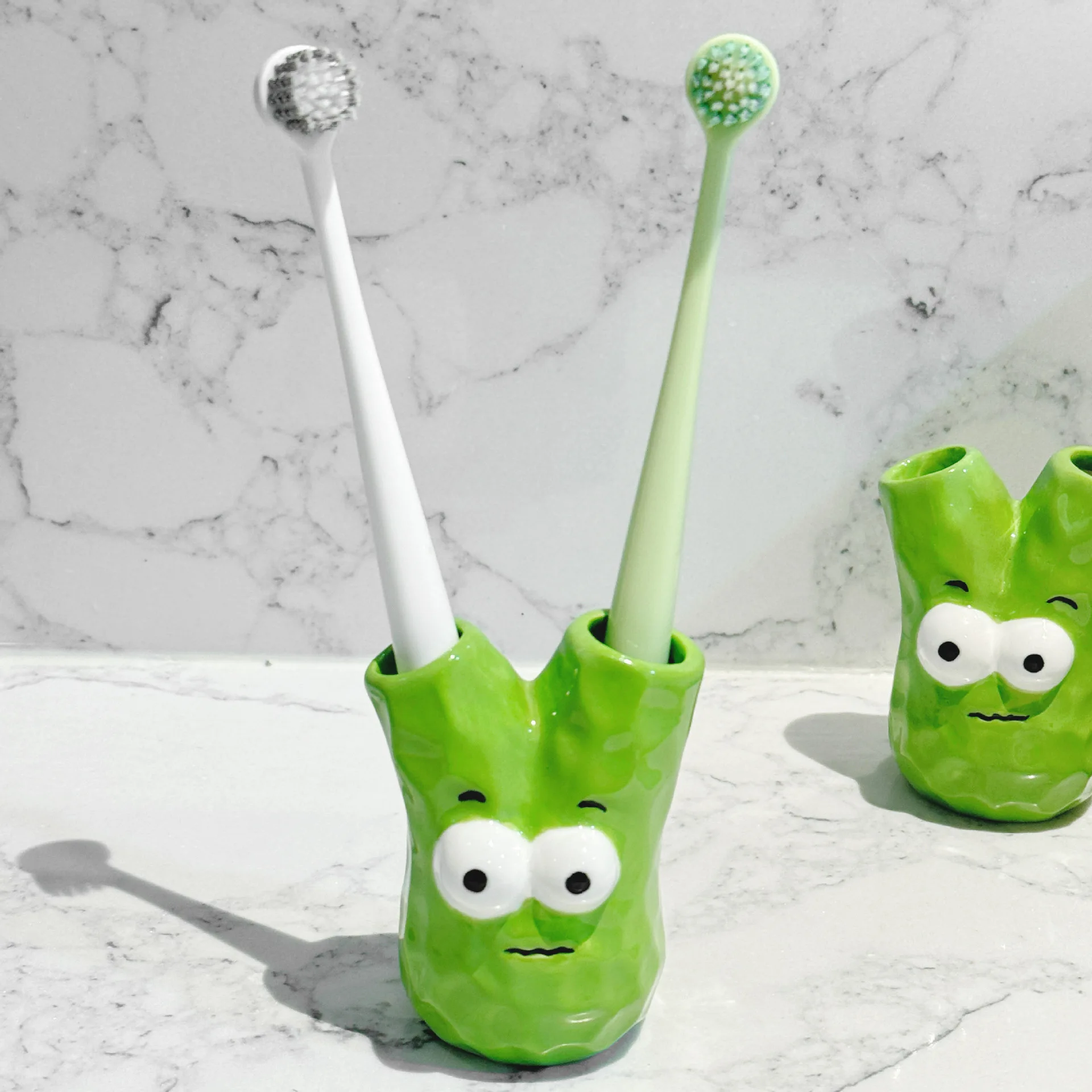 Multipurpose Ceramic Toothbrush Cup Funny Design Home Storage Storage Rack Storage Function Toothbrush Holder Bathroom Use