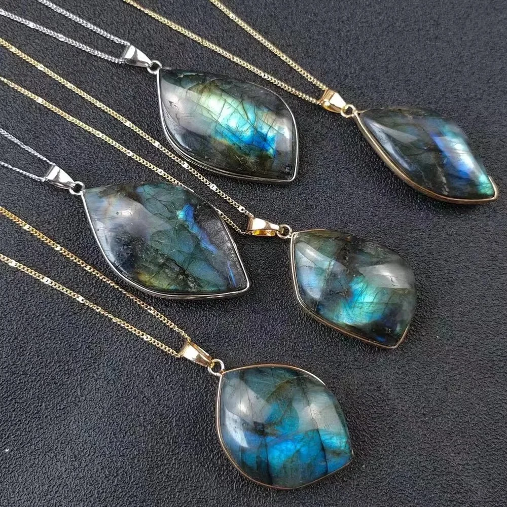 Natural Crystal Labradorite Leaf Shape Original Stone Pendant  Polished Energy Stone Increase Charm Unisex Jewelry Gift 1pc