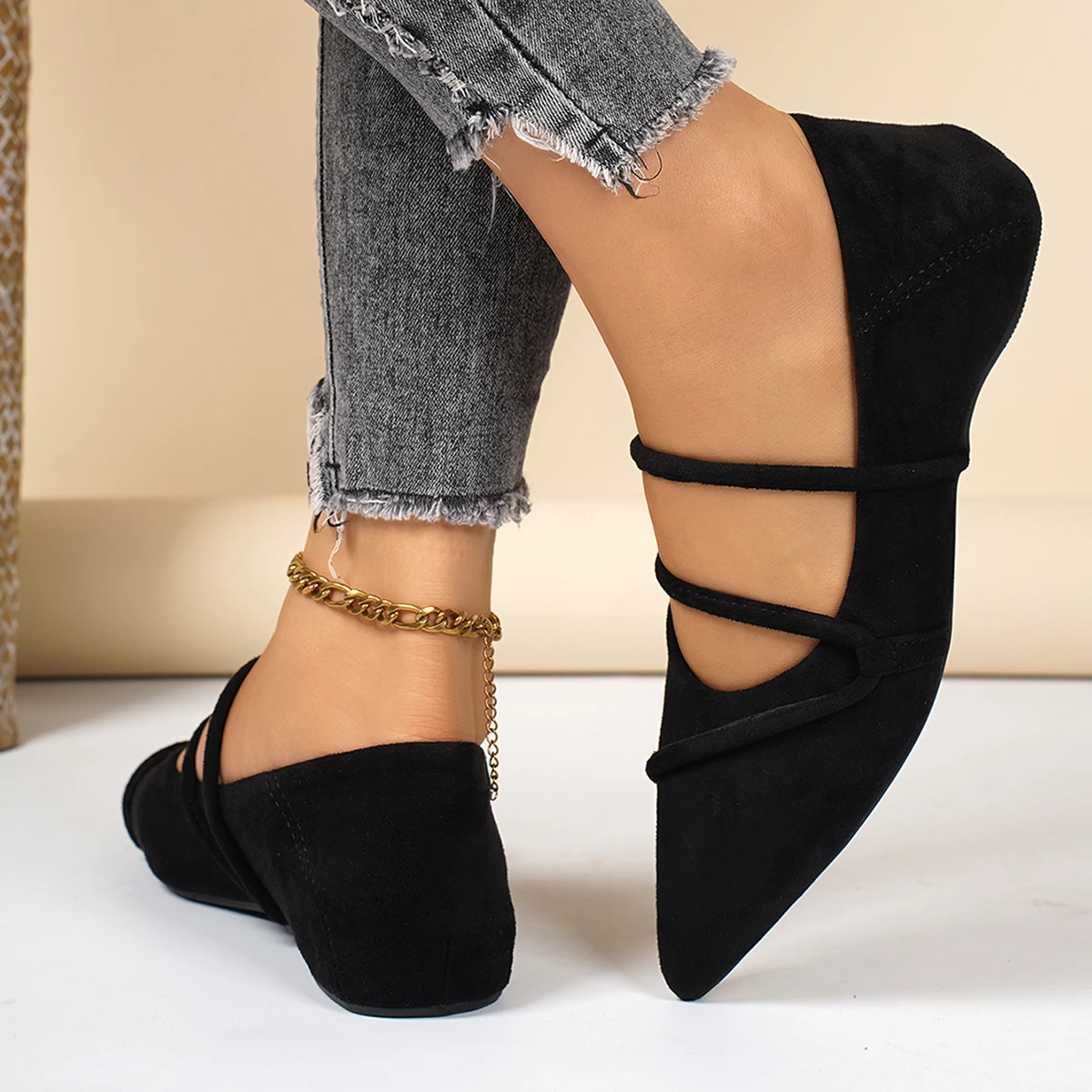 Sepatu Mary Jane Wanita Warna Solid Hak Rendah Musim Semi dan Gugur Model Runcing dengan Sepatu Hak Rendah Alas Datar