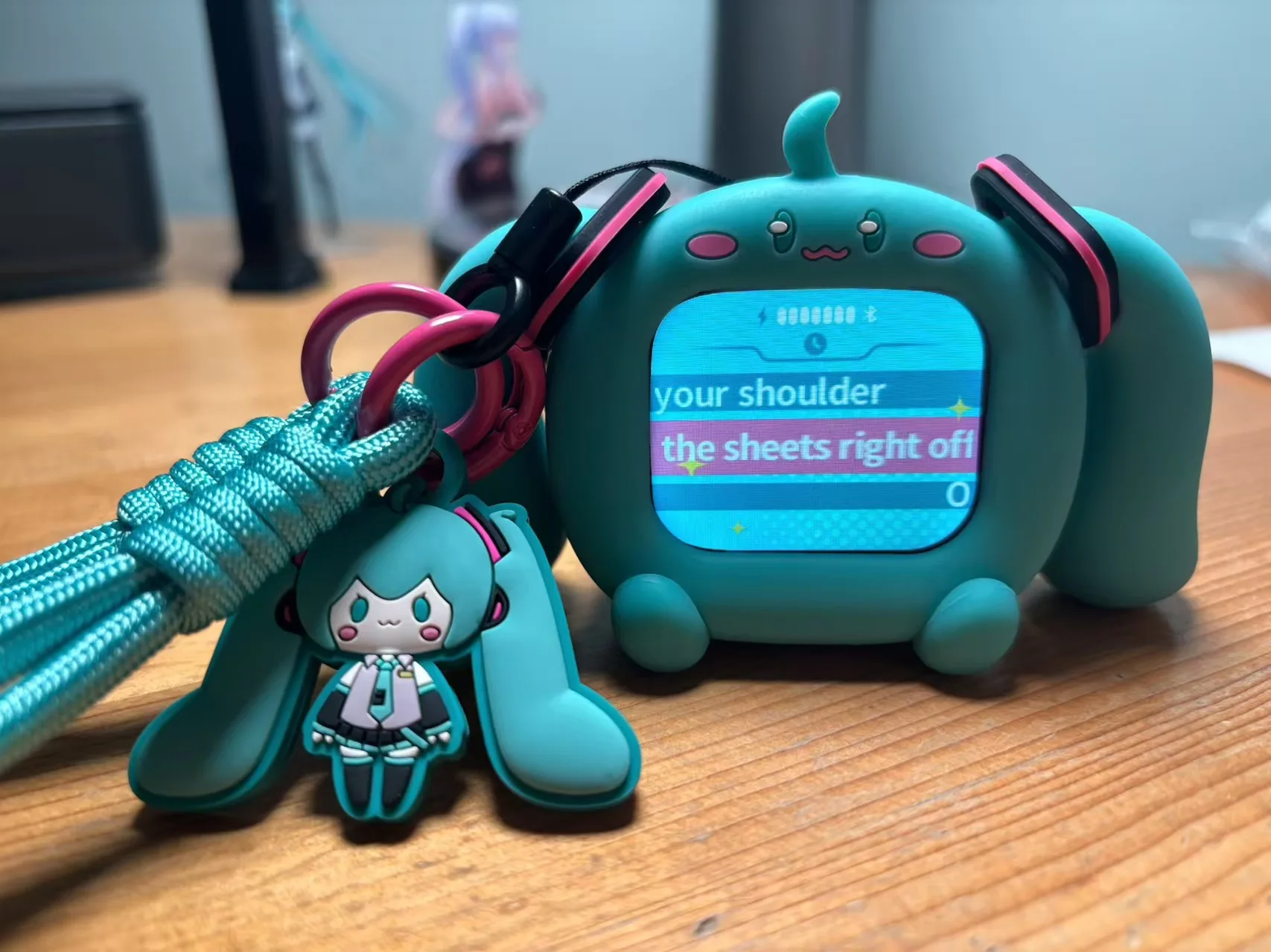 

Hatsune Miku CUBE FACE LCD Touch Screen TWS Earphones Gift Box Interactive Display Bluetooth pendant virtual pet Birthday Gift