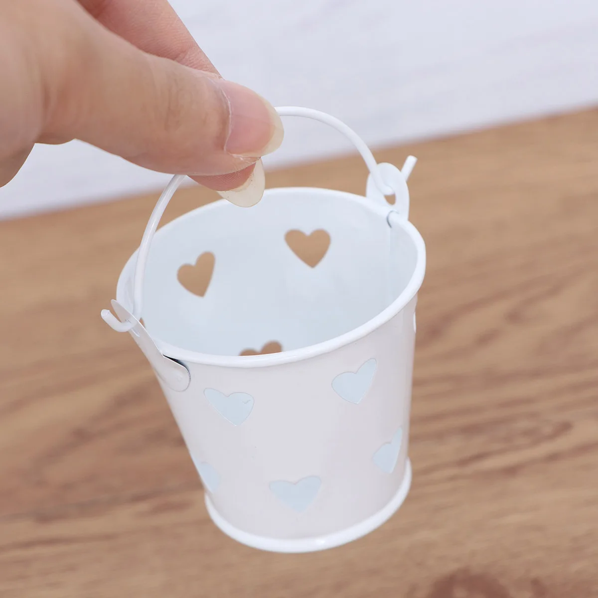 

5pcs Metal Crafts Bucket Jar Hollow Kettle Dessert Props Long Lasting Solid Plastic Halloween Party Decoration Black