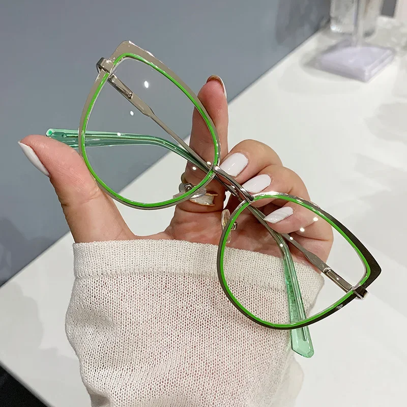 Monture de lunettes œil de chat anti-lumière bleue pour femme, lunettes optiques respirantes, lunettes transparentes, créateur de marque, 2024