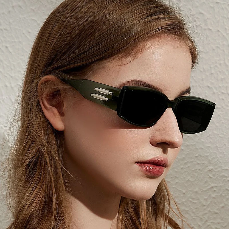 Square men's and women's glasses, trendy and technological, European and American hip-hop punk decorative glasses