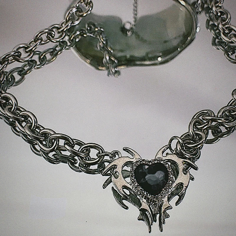 Biżuteria punkowa Cierń Gwiazda Kryształowe serce Naszyjnik Koreańska moda DIY Goth Wisiorek Naszyjnik dla kobiet Egirl Accessorie Grunge Rock
