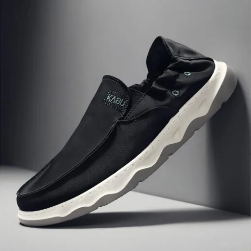 Estate nuove scarpe da uomo panno di seta ghiaccio vecchie scarpe di stoffa di pechino slip-on lazy sail mocassini di stoffa scarpe scarpe da tavola traspiranti M1041