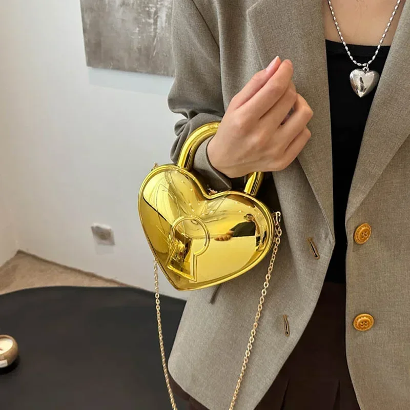 2024 New Lipstick Bag Cute Heart Mini Crossbody Bag Quality Acrylic Wommen Handbag Purse Designer Lady Shoulder Bag Lipstick Box