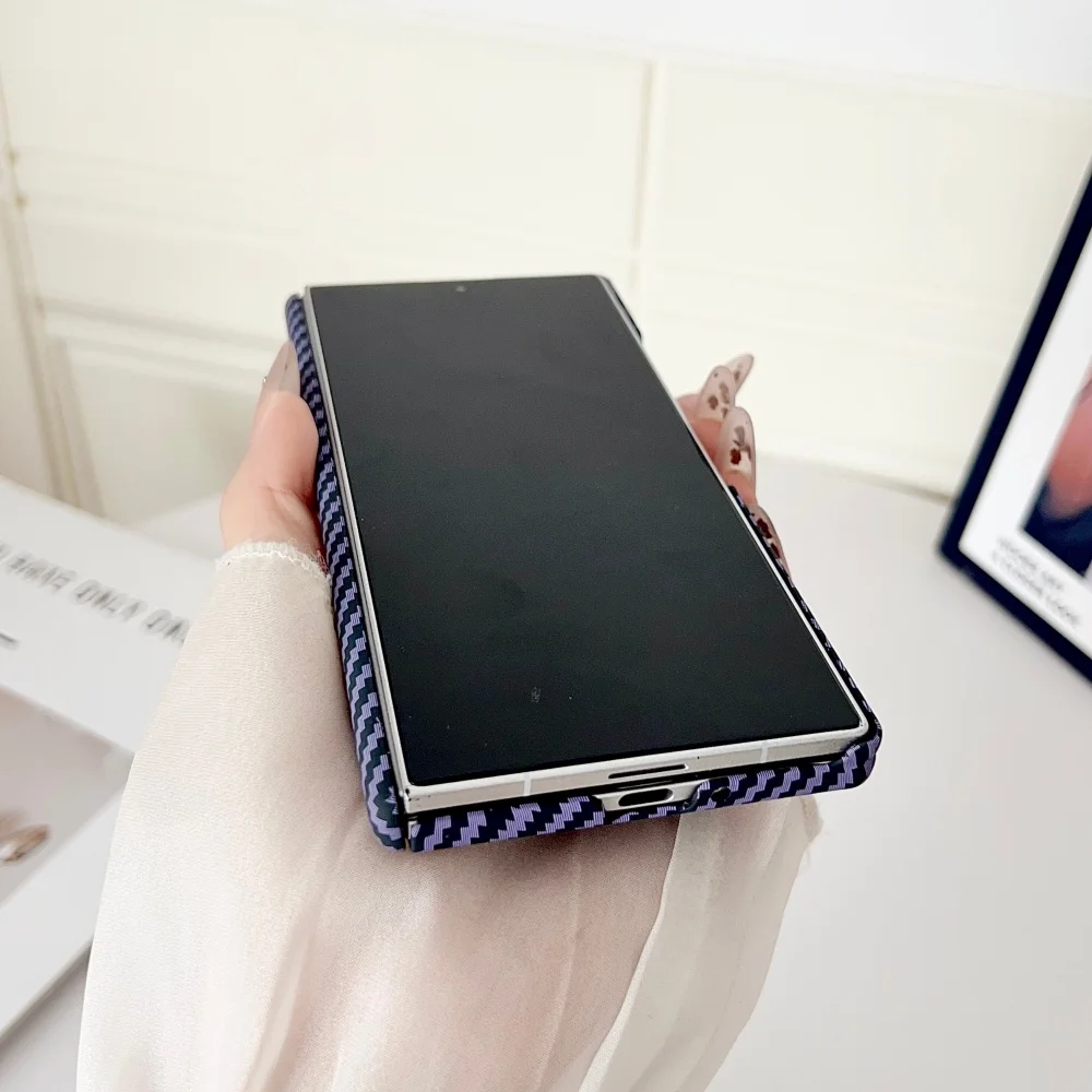Luxuriöse magnetische Carbonfaser-Schutzhülle mit Scharnier für Samsung Galaxy Z Fold 7 6 5 8 – Ultradünne PC-Schutzhülle für ZFold7 – Detail 10