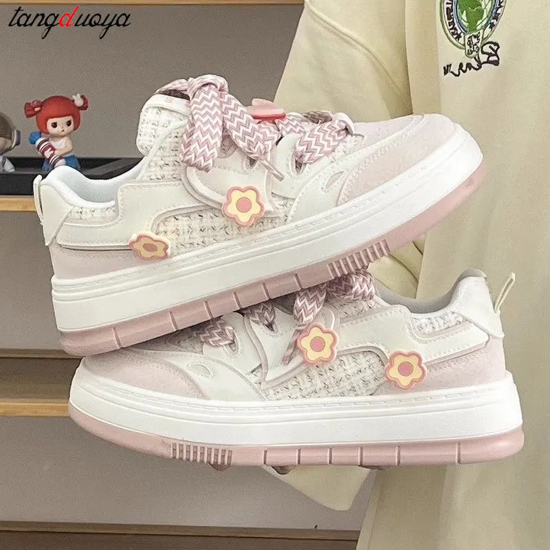 Pink Platform Sneakers girls Kawaii Korean Sports Shoes Harajuku Cute Flower design Lolita Sneakers Female Casual Tennis Shoes